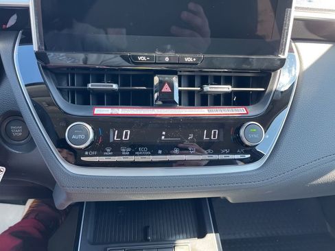 Certified 2026 Toyota Corolla Cross XLE w/ Convenience Package image 26