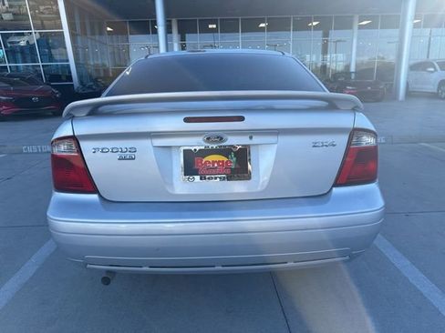 Used 2006 Ford Focus ZX4 Sedan image 6
