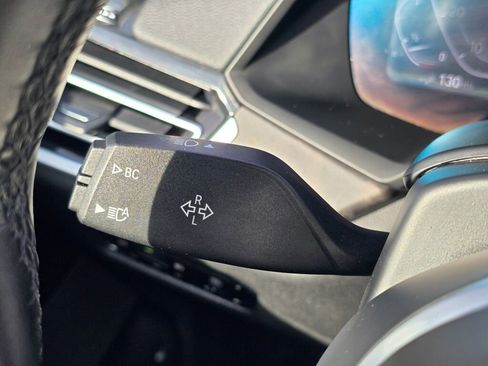 Used 2022 BMW X5 xDrive45e w/ M Sport Package image 33