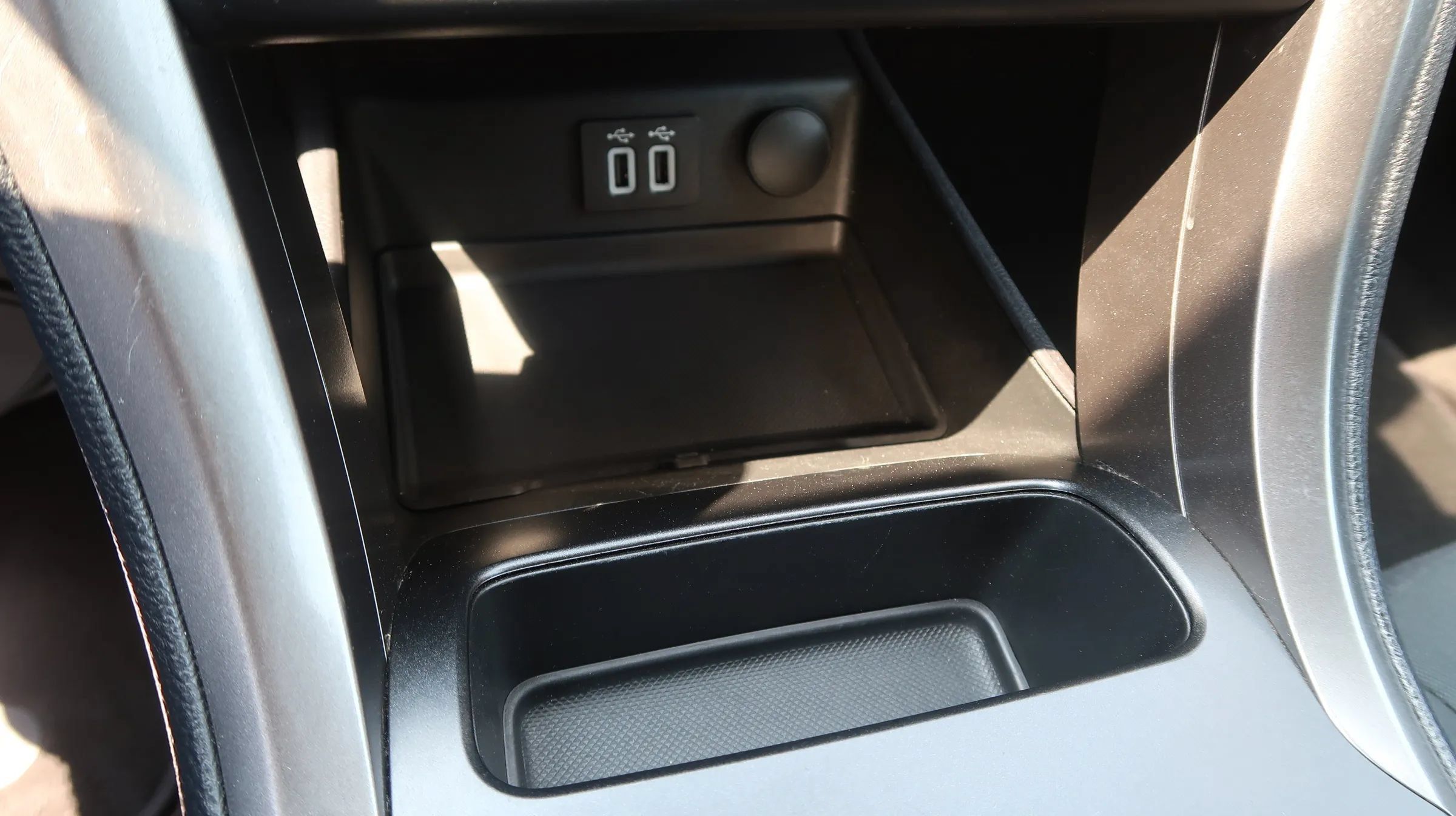 Used 2019 Ford Fusion SE FWD image 32