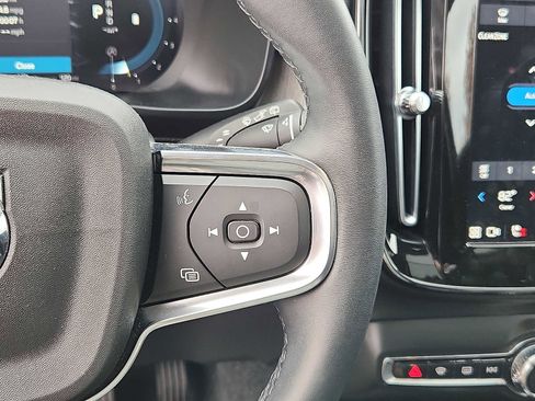 Certified 2023 Volvo XC40 B5 Plus w/ Driver Assist Package image 21