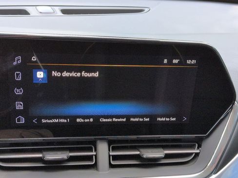 Used 2026 Chevrolet Trax ACTIV w/ Driver Confidence Package FWD image 16