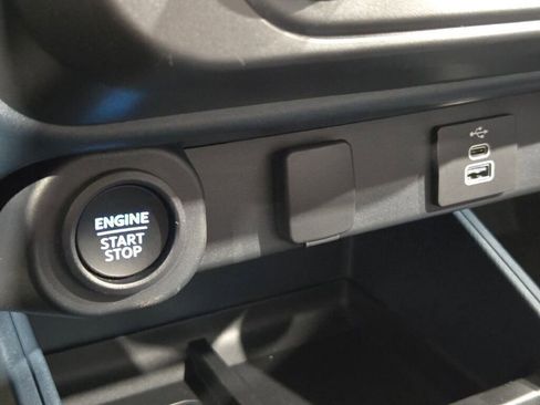 New 2025 Ford Maverick XLT w/ XLT Luxury Package image 27