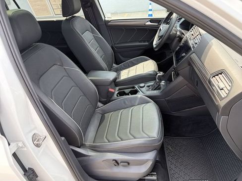 Used 2023 Volkswagen Tiguan SEL R-Line AWD/4WD image 27