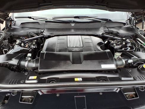 Certified 2019 Land Rover Range Rover Sport Supercharged image 9