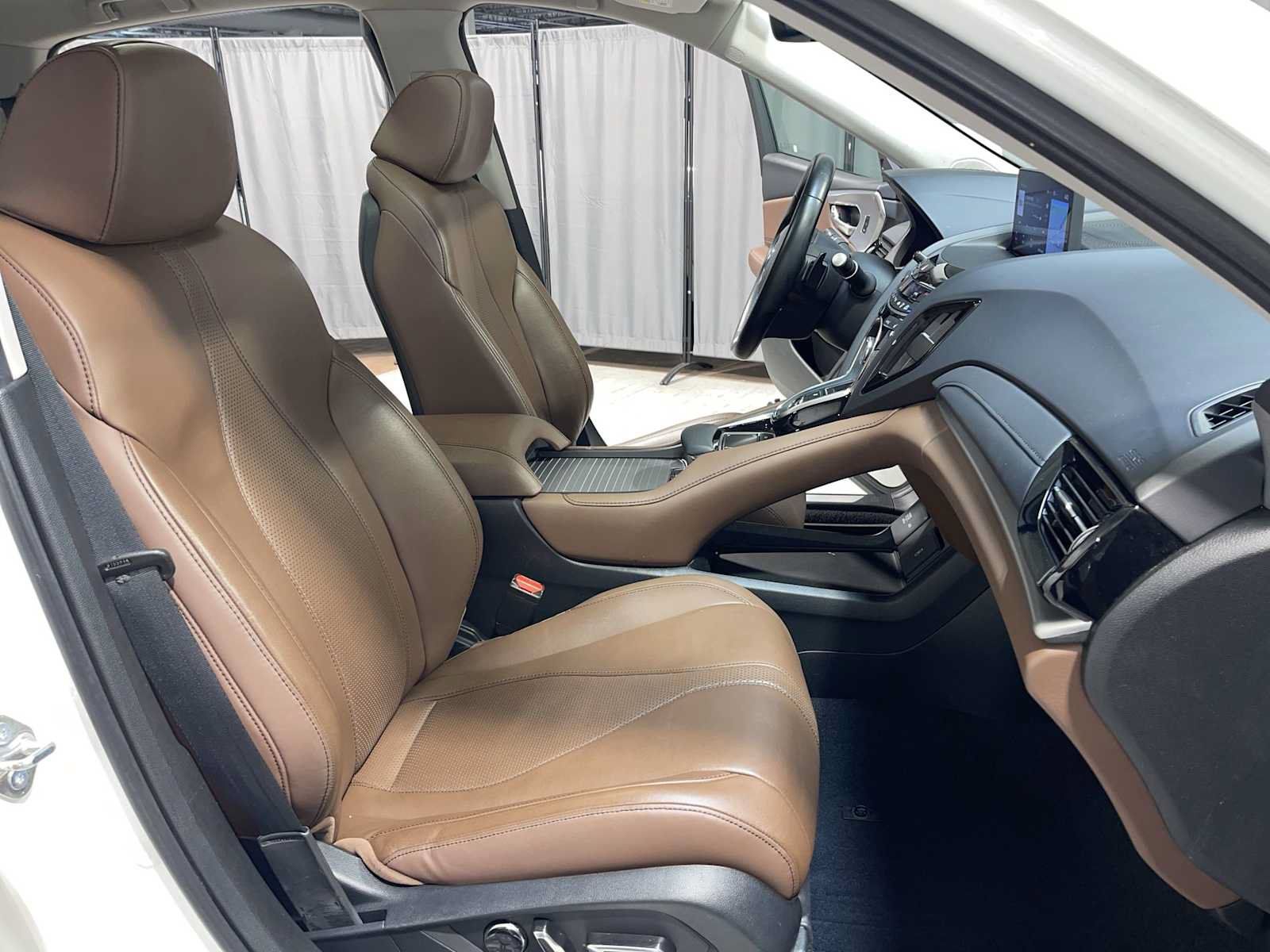 Used 2019 Acura RDX w/ Technology Package AWD/4WD image 14
