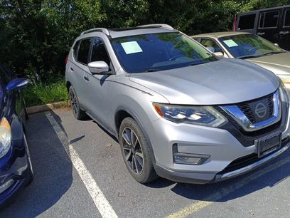 Used 2017 Nissan Rogue SL w/ SL Premium Package