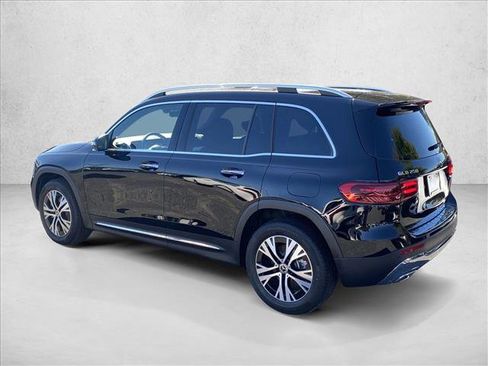 Used 2025 Mercedes-Benz GLB 250 image 8