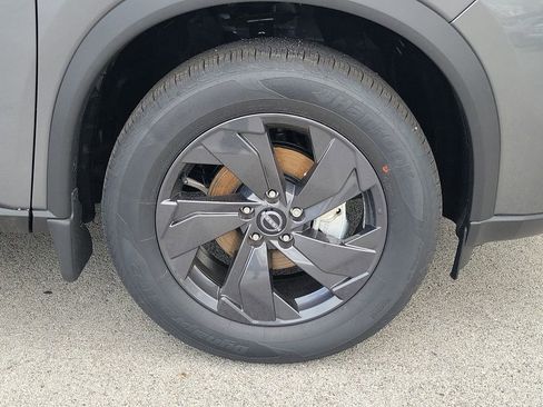 New 2026 Nissan Rogue SV w/ Cold Weather Package AWD/4WD image 5