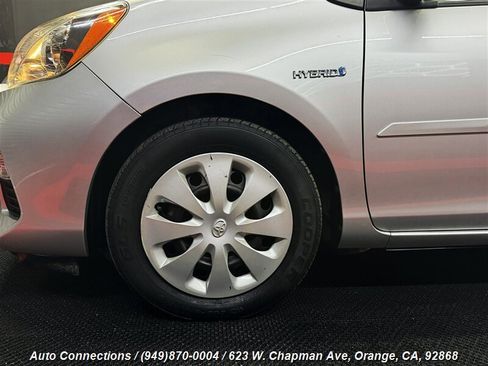 Used 2013 Toyota Prius C Two image 26