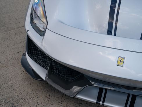 Used 2020 Ferrari 488 Pista Spider RWD image 11