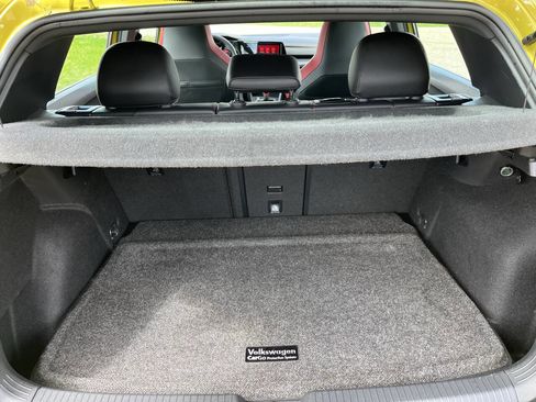 Used 2022 Volkswagen GTI Autobahn image 27