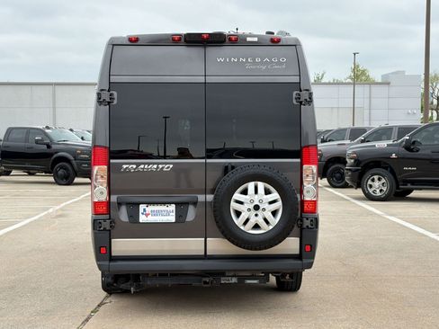 Used 2017 RAM ProMaster 3500 w/ Premium Appearance Group image 10