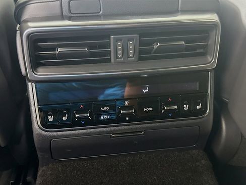 New 2025 Lexus LX 700h Overtrail image 18