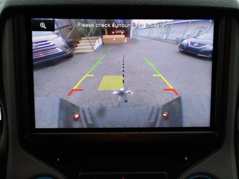 Used 2013 Ford F250 Lariat w/ Chrome Pkg image 21