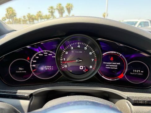 Used 2022 Porsche Cayenne Coupe AWD/4WD image 7