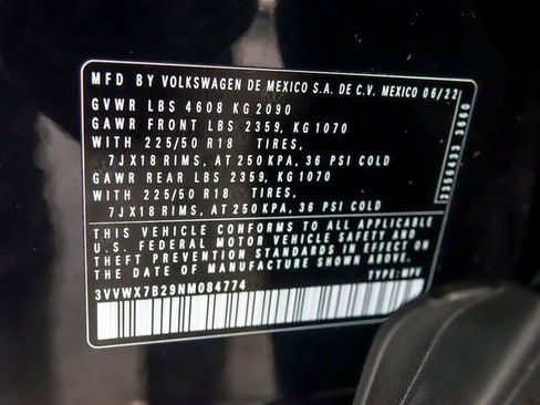 Used 2022 Volkswagen Taos SE image 31