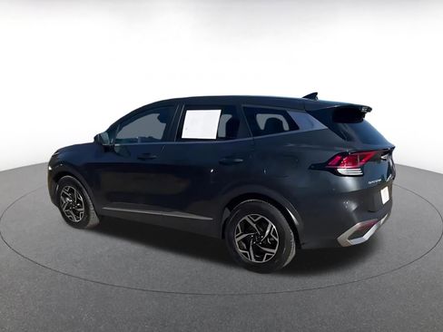 Used 2025 Kia Sportage LX image 10