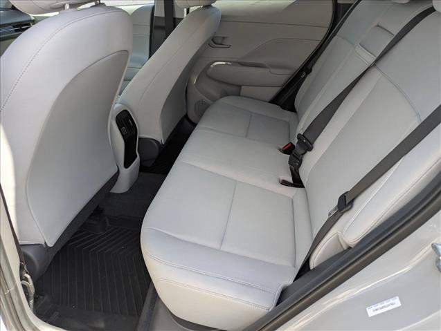 Used 2025 Hyundai Kona SEL FWD image 13