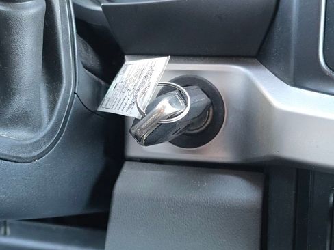 Used 2025 Ford F250 XLT w/ FX4 Off-Road Package image 24