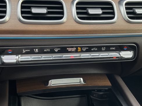 Certified 2022 Mercedes-Benz GLE 450 4MATIC image 33