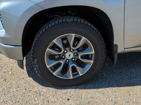Used 2024 Chevrolet Silverado 1500 RST w/ All Star Edition Plus AWD/4WD image 11