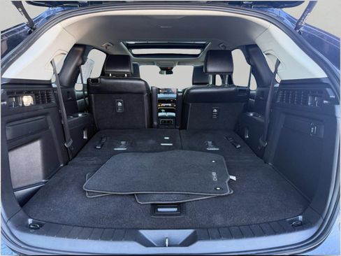 Used 2025 MAZDA CX-90 3.3 Turbo w/ Premium Sport Pkg image 17