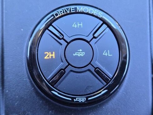 Used 2025 Ford Ranger XLT w/ FX4 Off-Road Package image 28