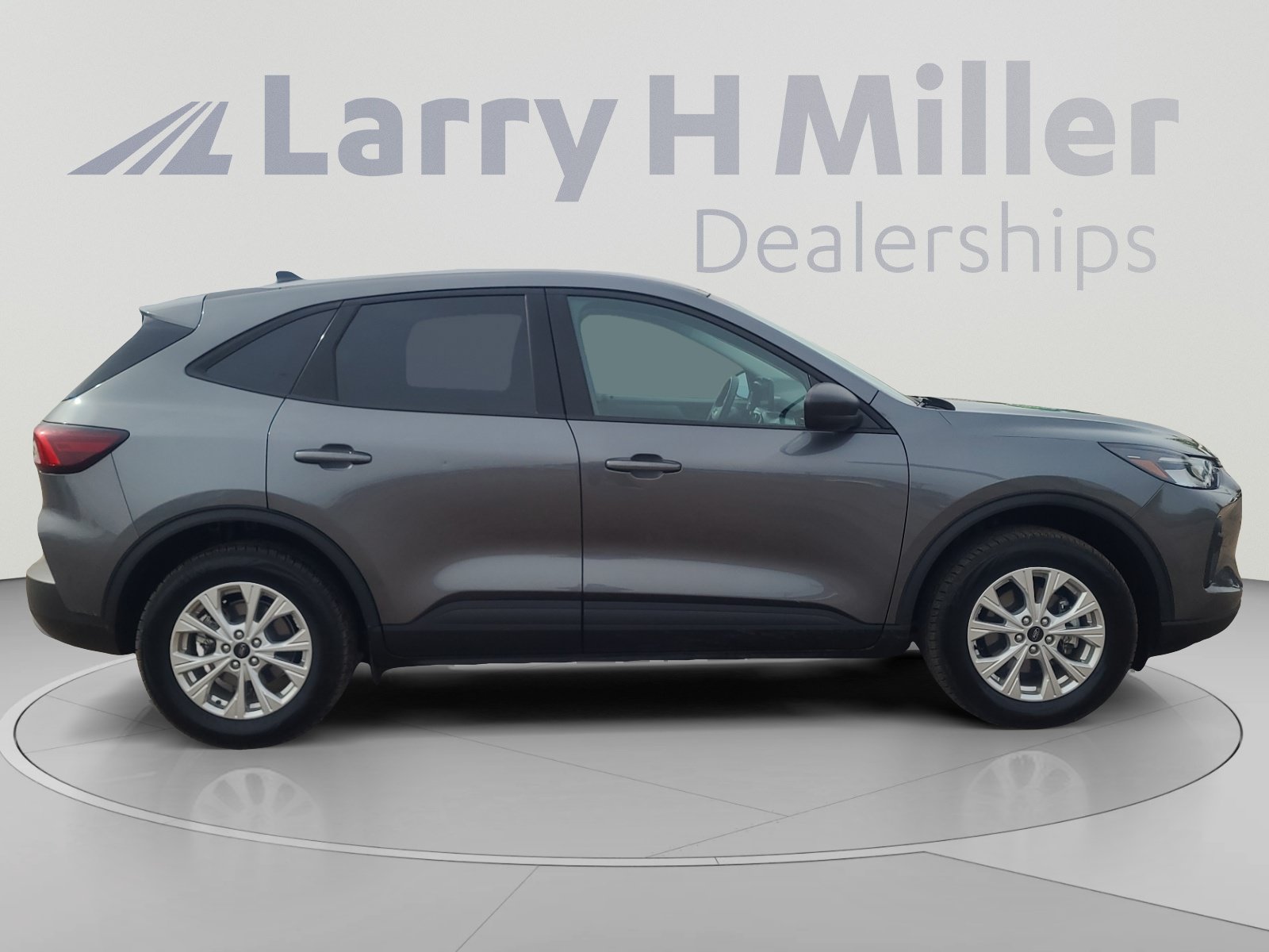 Used 2025 Ford Escape Active AWD/4WD image 6
