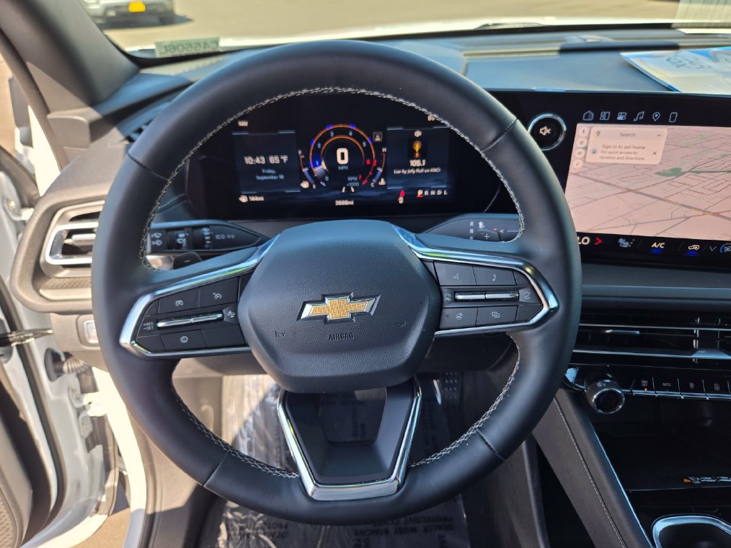 Used 2026 Chevrolet Traverse LT w/ Driver Confidence Package FWD image 20