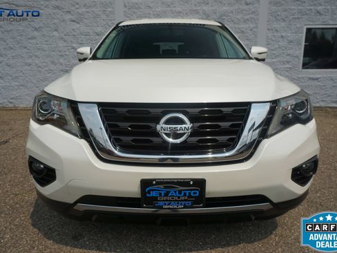 Used 2017 Nissan Pathfinder SL w/ Trailer Tow Package AWD/4WD image 2