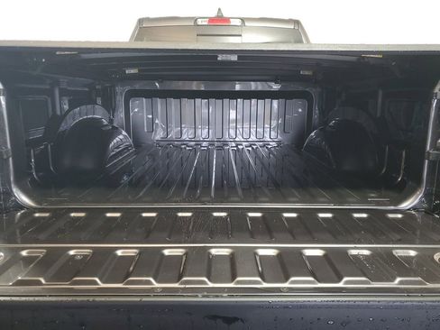 New 2026 RAM 1500 4x4 Crew Cab image 22