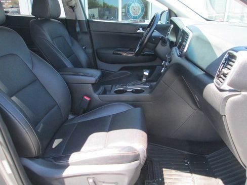 Used 2021 Kia Sportage EX w/ EX Technology Package AWD/4WD image 15