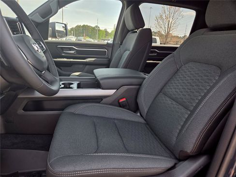 New 2026 RAM 1500 Big Horn AWD/4WD image 17