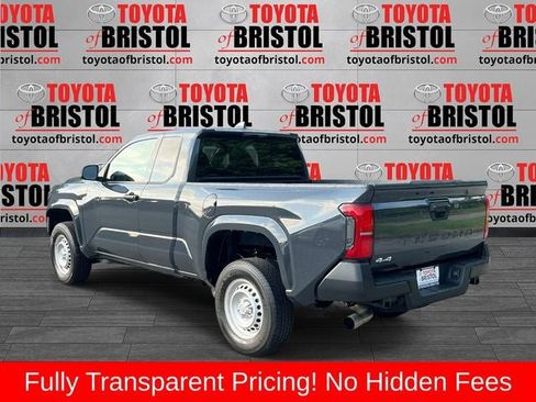 Used 2025 Toyota Tacoma SR AWD/4WD image 6