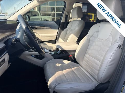 Used 2024 Kia Telluride SX Prestige AWD/4WD image 16