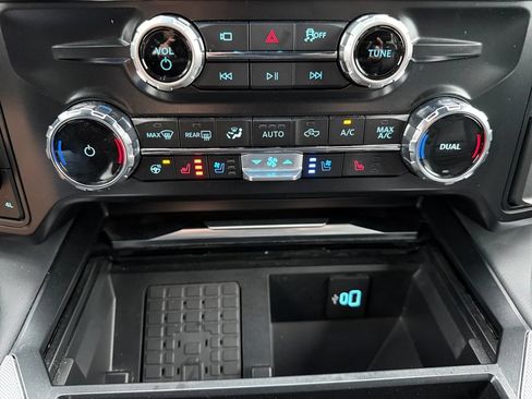 Used 2026 Ford F250 Platinum AWD/4WD image 33