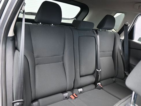 Used 2025 Nissan Rogue S FWD image 32