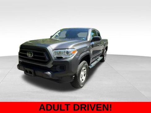 Used 2022 Toyota Tacoma SR RWD image 2