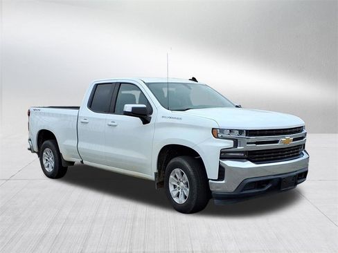 Used 2019 Chevrolet Silverado 1500 LT w/ All-Star Edition image 2