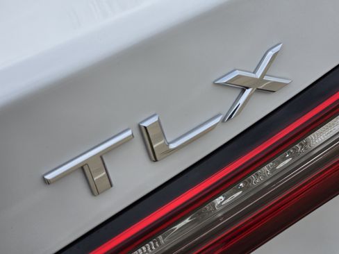 Used 2025 Acura TLX w/ Technology Package image 16