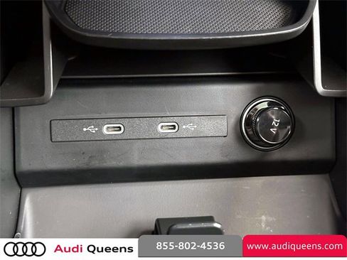 Used 2025 Audi Q4 e-tron Premium Plus w/ Premium Plus image 28