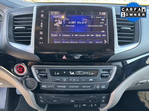 Used 2018 Honda Pilot Elite image 26