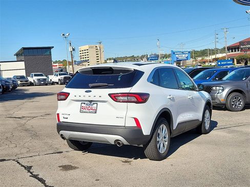 Used 2023 Ford Escape Active image 5