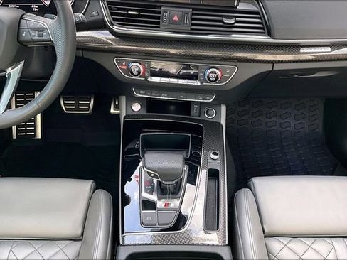 Certified 2023 Audi SQ5 Premium Plus w/ Premium Plus Package AWD/4WD image 15