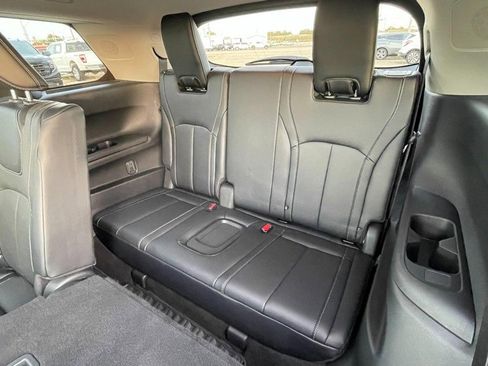 Used 2023 INFINITI QX60 Pure image 17