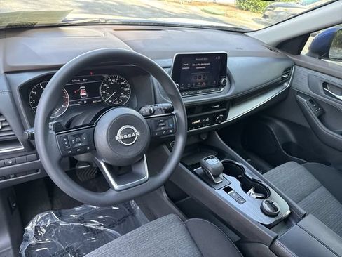 Used 2023 Nissan Rogue SV AWD/4WD image 15
