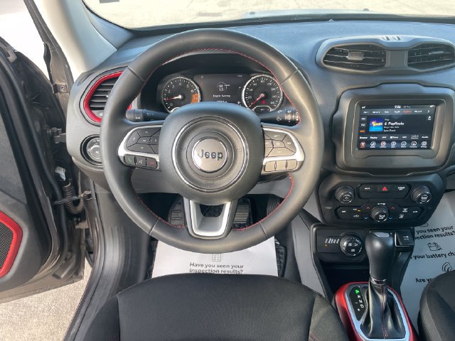 Used 2020 Jeep Renegade Trailhawk AWD/4WD image 23