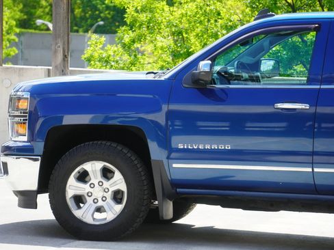 Used 2015 Chevrolet Silverado 1500 LTZ Z71 image 9