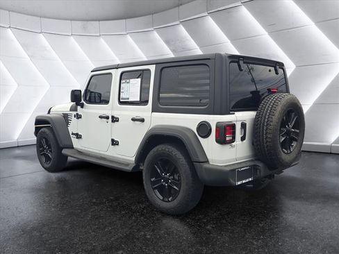 Used 2021 Jeep Wrangler Unlimited Sport image 3